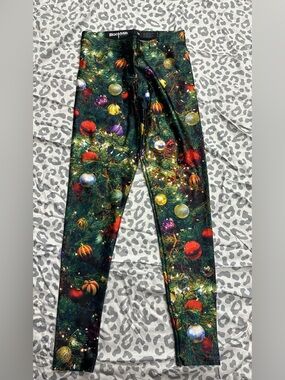 Blackmilk Christmas Leggings size medium